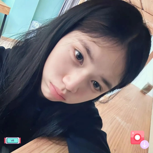 邓女士